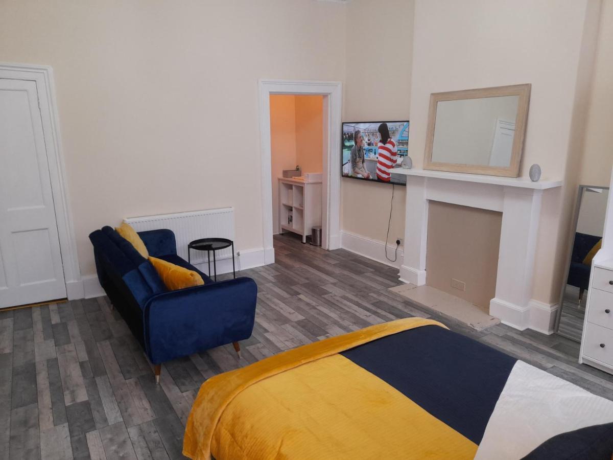 Traditional West End Glasgow Apartamento Exterior foto