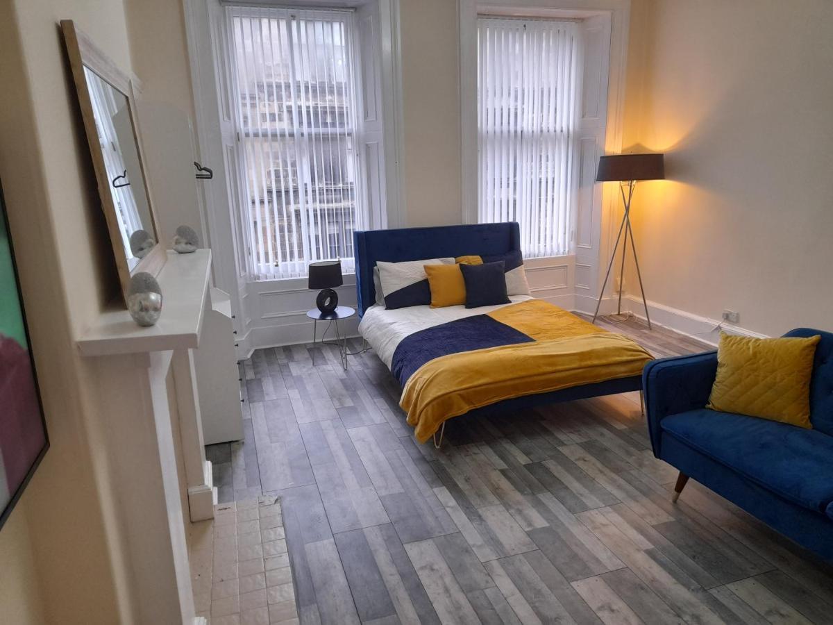 Traditional West End Glasgow Apartamento Exterior foto
